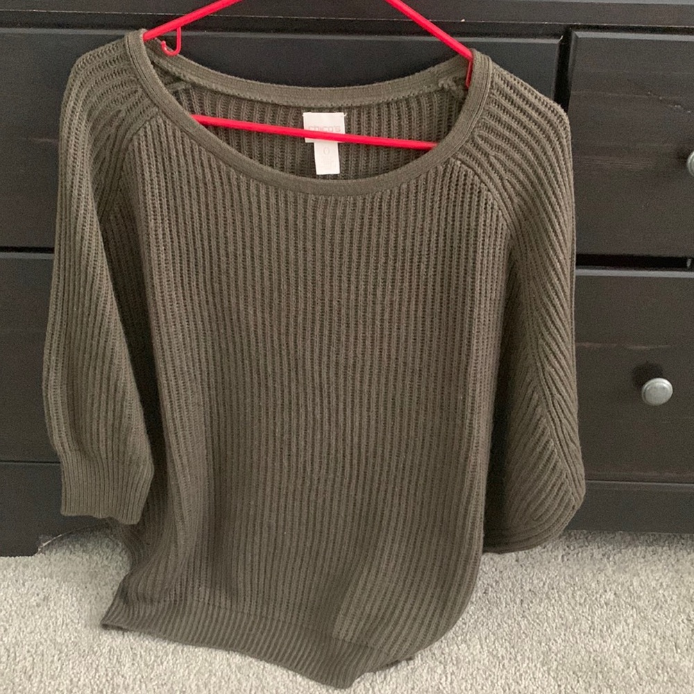 Army green Chico’s Size 0 sweater